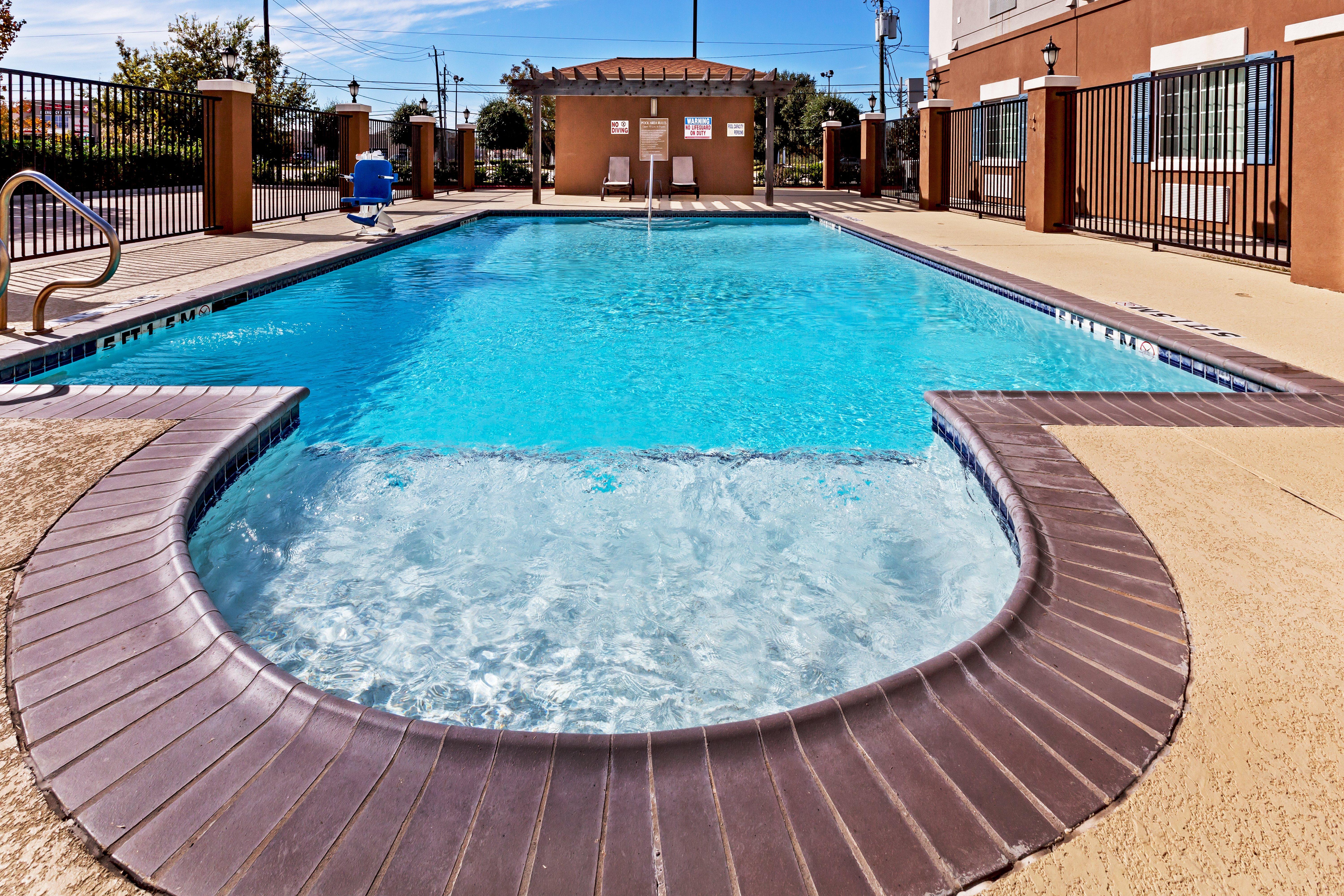 Candlewood Suites Baytown By Ihg Extérieur photo