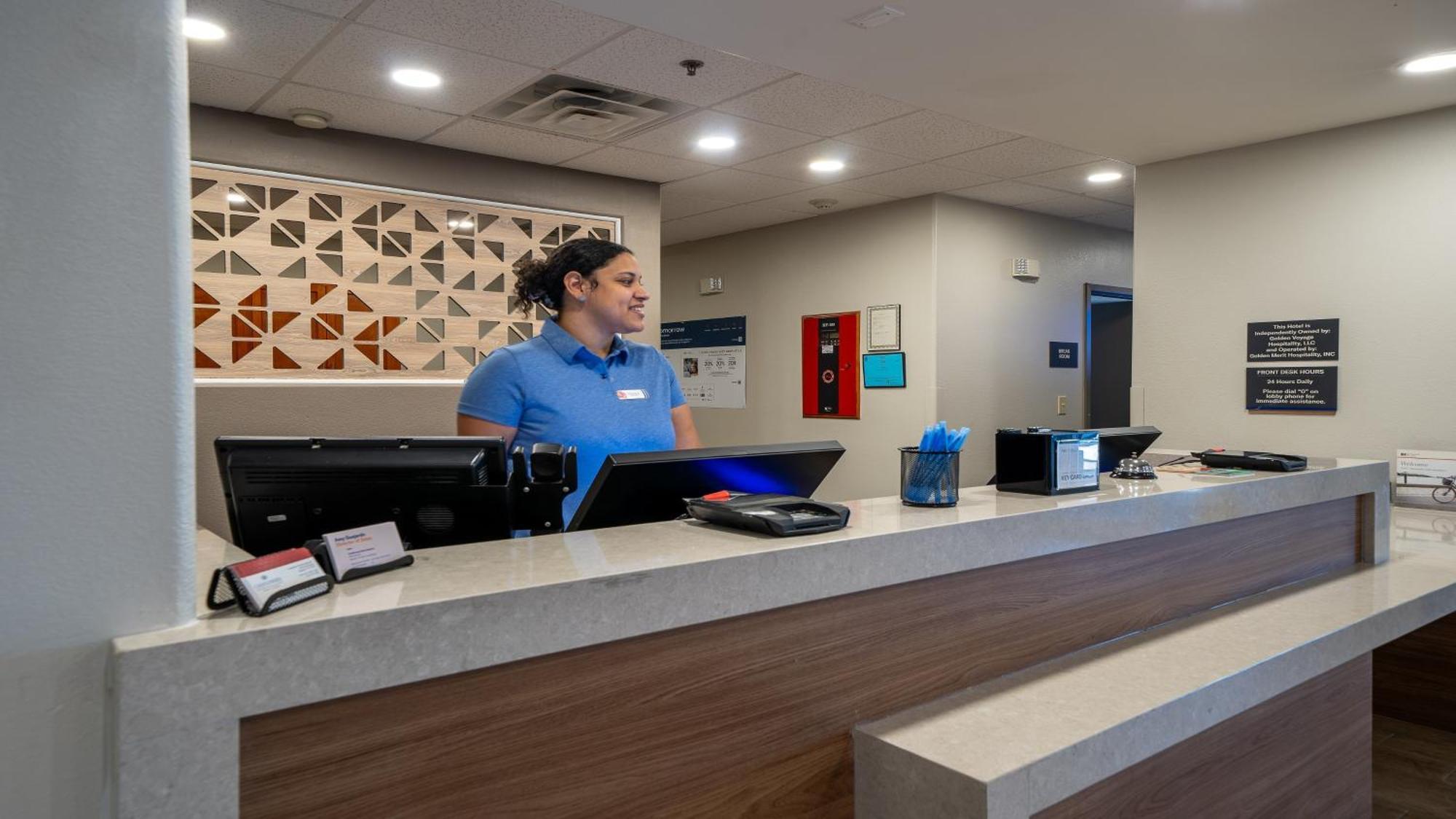 Candlewood Suites Baytown By Ihg Extérieur photo